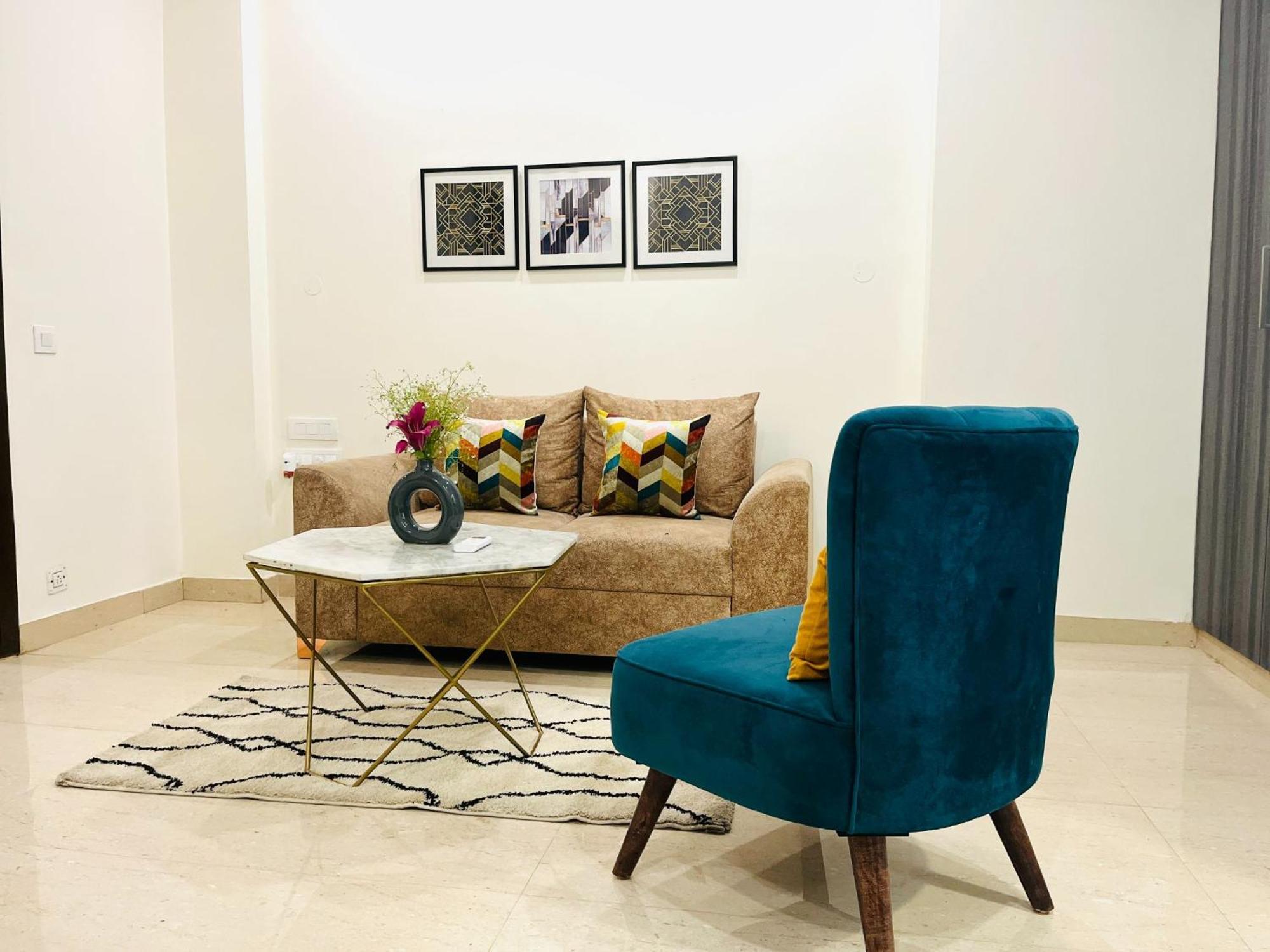 Bluo 1Bhk - Dlf Cybercity, Balcony, Lift, Parking Ґурґаон Екстер'єр фото